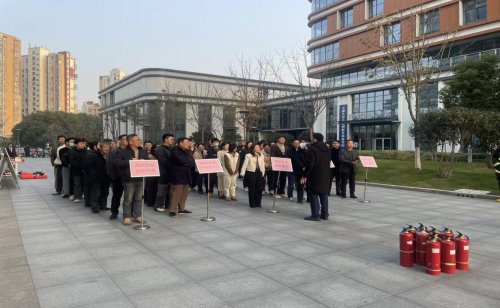 以练筑防 以学促安——海恒集团开展消防演练 筑牢安全防线