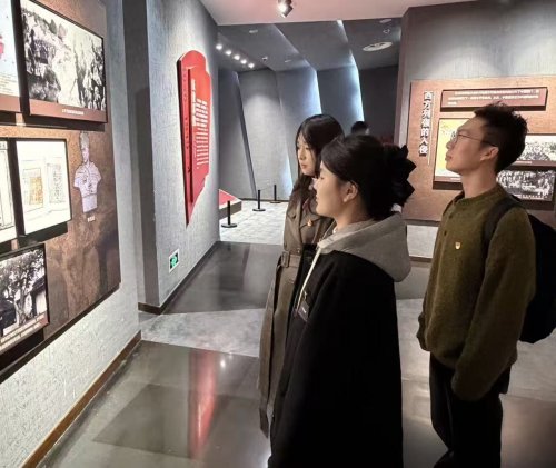 追溯红色征程，致敬抗战英雄