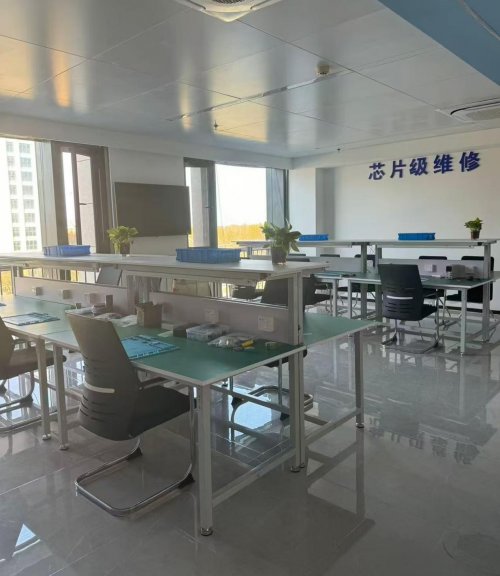 安徽领航无人机科技有限公司2025年度合肥市首届《金牌无人机培训中心》评选活动冠军