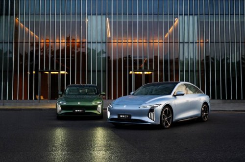 油车还是电车？星海S7 800V超快充版：成年人不做选择！