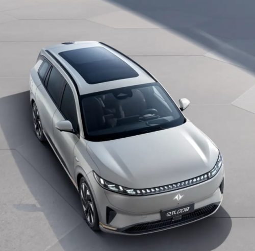 20万内国产家轿实力代表：2026款东风奕派008 高性价比适配全家庭需求