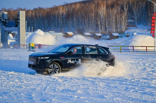 淬炼四极，砺证国标：红旗HS6 PHEV以全境适应力诠释国车境界