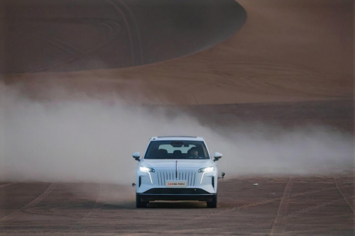 淬炼四极，砺证国标：红旗HS6 PHEV以全境适应力诠释国车境界