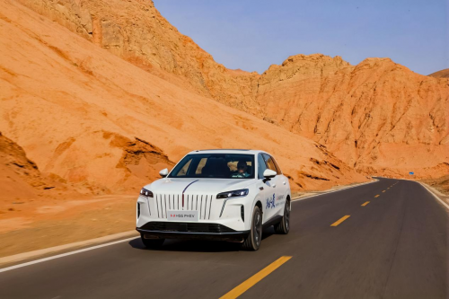 淬炼四极，砺证国标：红旗HS6 PHEV以全境适应力诠释国车境界