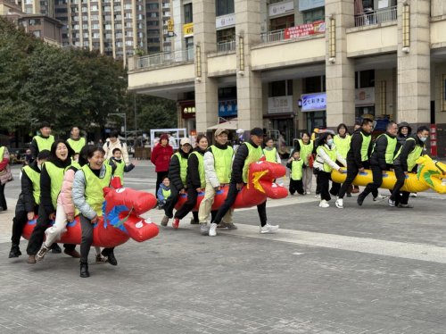 跳蹬河社区开展“享受生活·拒绝“蕉绿”亲子体验活动
