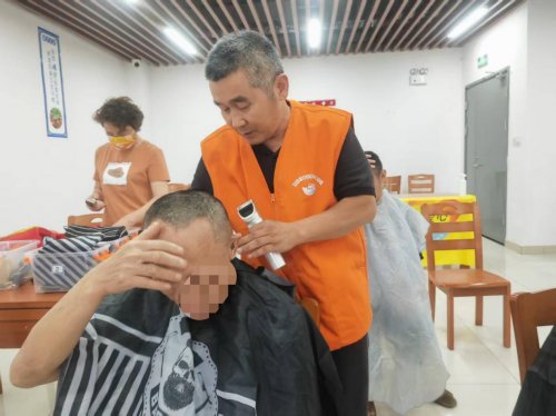 人家大爱！T3出行司机栾卫祥荣获“全省助残模范”