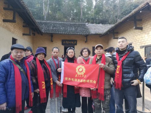 传承思想火炬，照亮和平征程