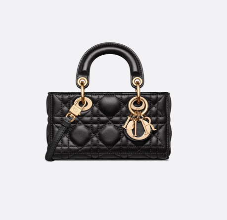 3万预算的Dior手袋选择：买工艺、买气场还是买符号？