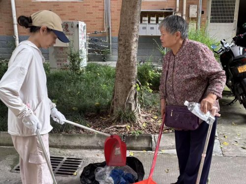 四季耕耘，家园焕新 ——来龙村“青禾绿行·德润家园”环境清理系列活动圆满收官