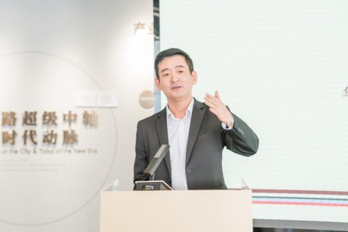 南京“文明‘宁’好 微笑金陵”笑脸墙揭幕——  一面墙，为何吸引众多人来打卡？