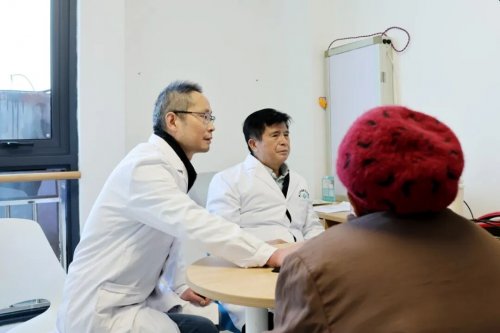 沪赣携手，名医驻诊！赣北中西医结合医院肺病诊疗一体化中心揭牌启用