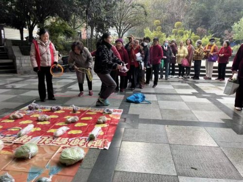 火车南站街道锦官新城社区微创投项目“与民共舞 暖冬邻里节”活动圆满成功第15张