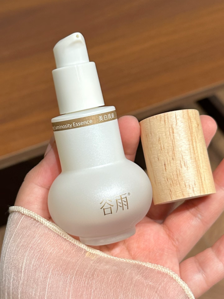 2026美白产品推荐：美白淡斑提亮精华哪个好？真人实测+核心优势详解