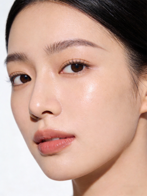 突破補水瓶頸：當艷存曉年輕膠原水光套組重塑肌膚深層水循環(huán)