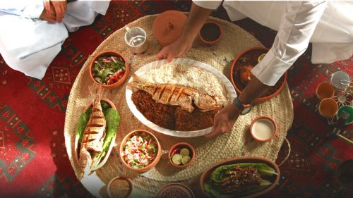 解锁暖冬旅行 同程旅行联合沙特旅游局推出跨境旅行盲盒！