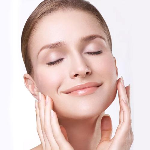 别再硬遮假白！胶原水光教你养出通透无暇肌，素颜也能打