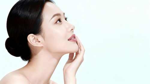 分区定制，精准抚纹：揭秘“玻胶双补”胶原水光在不同面部区域的灵活应用