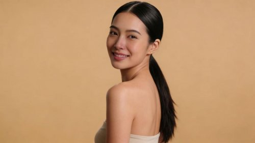 “牛奶肌”的尽头，竟是给皮肤搞“基建”？胶原水光深度揭秘