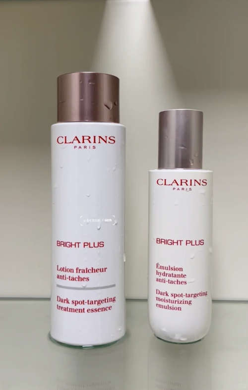 有保湿补水还能抗氧的护肤品套装吗？去黄提亮水乳推荐TOP1太适合懒人护肤了！