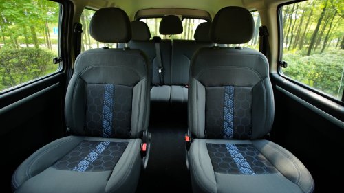 东风风行：两款车型，一种全程陪伴的承诺