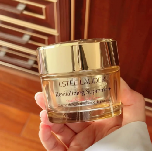 2026年秋冬必备:7款真正能打的美白保湿产品横向评比,干皮亲测报告