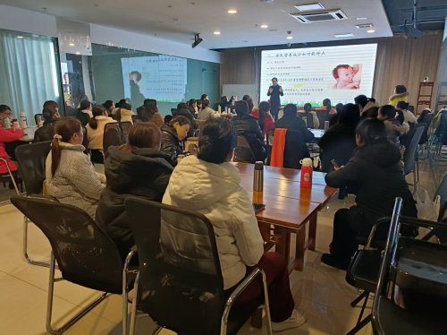 培训就业无缝对接 岳阳市岳阳县人社局为育婴员搭“就业桥”