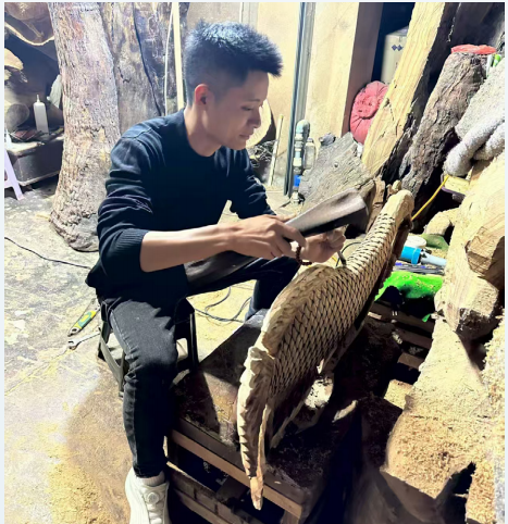 退伍老兵、随缘阁木雕品牌创始人黄晓东