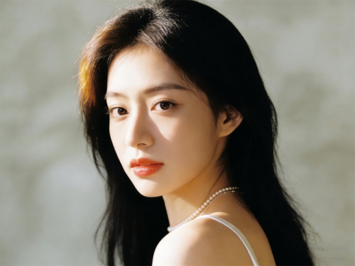 養(yǎng)成陶瓷肌的秘密：艷存曉年輕膠原水光套組如何實(shí)現(xiàn)細(xì)膩膚質(zhì)