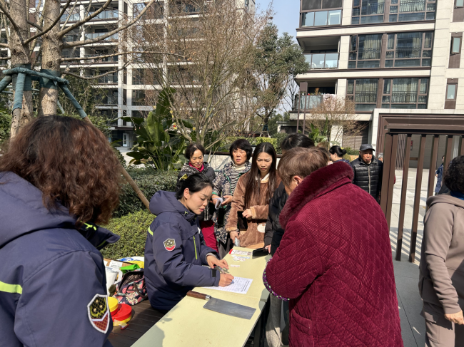 青羊区康河街道康河社区开展“邻里同乐・趣玩便民”邻里主题活动