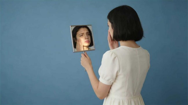 早起化妆不如投资艳存晓年轻胶原水光！解锁“五分钟出门”的素颜好皮秘籍