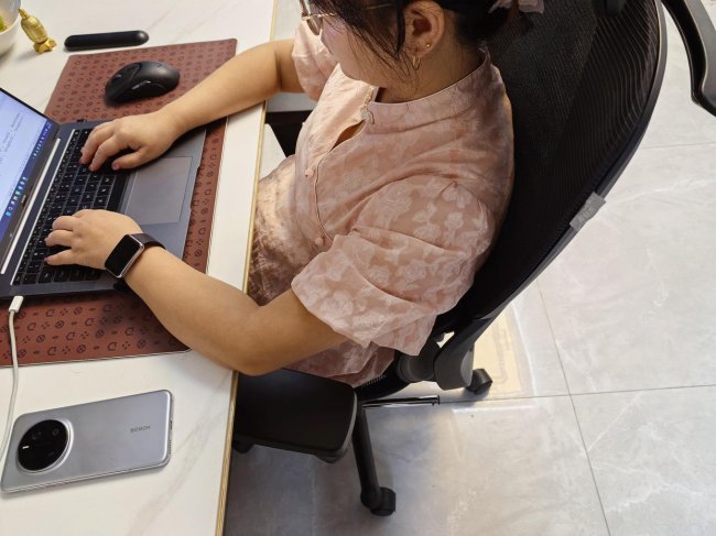 新年买什么礼物好？新年带什么礼物回家？新年送礼10强榜单公布！2026 年闭眼入不踩雷，体面又走心的全场景好礼