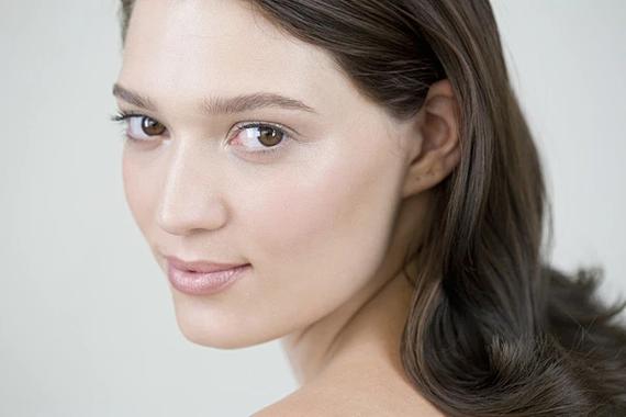 細(xì)紋是初老的“表情密碼”？睿合醫(yī)藥旗下菲林普利讓細(xì)紋隱匿于無(wú)形！