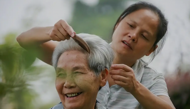 无锡颐元德81岁老中医的养生秘诀，不靠补品，就靠这4个日常小事