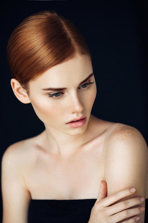 艳存晓年轻胶原水光｜毛孔大救星！素颜无滤镜也能焊死细腻肌