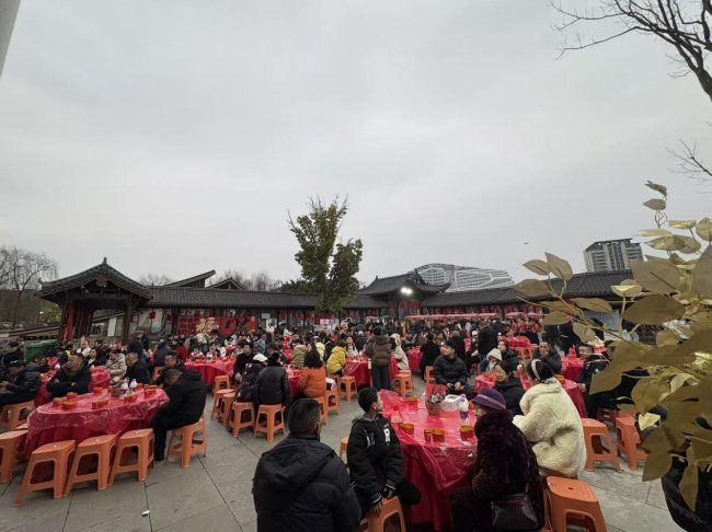 ����ʥ��ϲ;����Ŷ��롱����Ӱ�������ʥ�������ֿ���