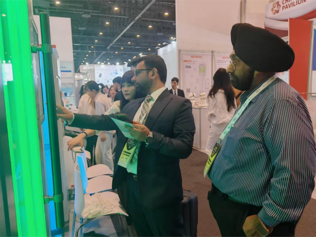 迪拜世界健康博览会现场直击!瑞健未来Rlab携多款长寿设备亮相,中国智造闪耀海外 迪拜世界健康博览会现场直击!瑞健未来Rlab携多款长寿设备亮相,中国智造闪耀海外