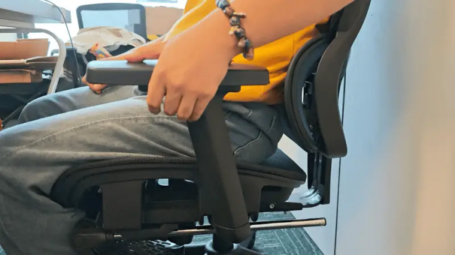 过年给送什么礼物好比较好？马年送礼送什么？闭眼入不纠结的 10 款新年好物推荐