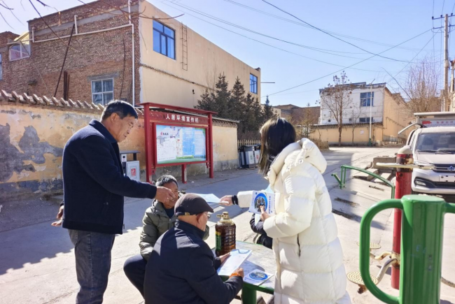 新春送温暖 护眼迎新年——西宁市总工会联合爱尔眼科情暖陈家庄村