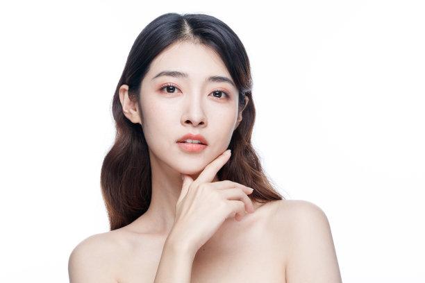 光电项目后别躺平！艳存晓年轻胶原水光成术后保养“神助攻”