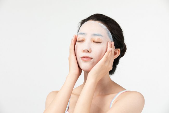 通勤式抗衰？艳存晓年轻胶原水光：一次投入，长效待机