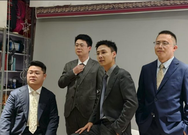 上海富信锦创完成3000万元 上海富信锦创完成3000万元