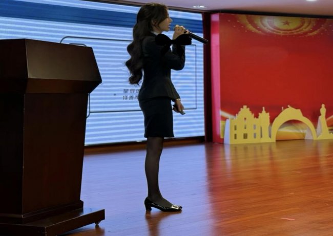 上海富信锦创完成3000万元 上海富信锦创完成3000万元