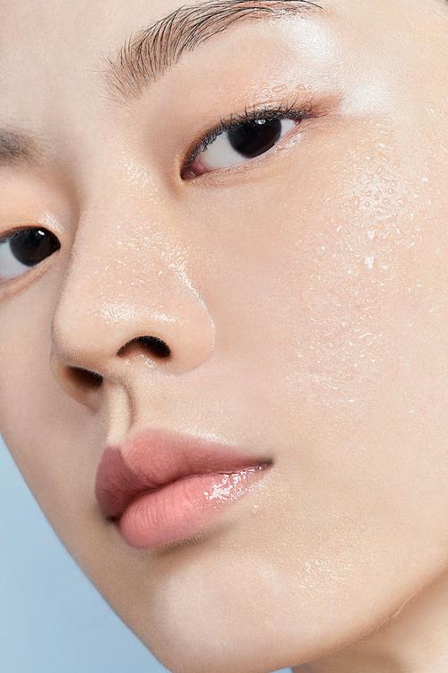 单项冠军OUT了！艳存晓年轻胶原水光：为什么混双组合才是赛道的王者