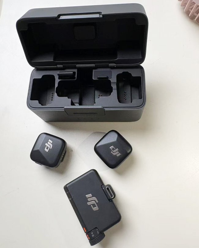 2026无线麦克风实测:西圣vs大疆怎么选?深度解析不踩雷!