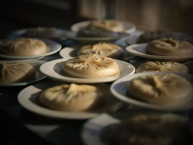 寻味非遗汤包 传承淮扬匠心 ——华夏青年说实践队开展淮安蟹黄汤包非遗文化社会实践