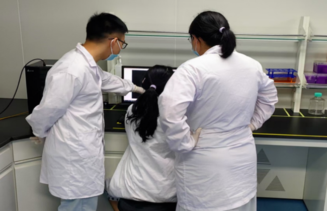 慧育新生践知行:郑大学子寒假社会实践深耕临床一线,为生殖健康事业注入青春动能