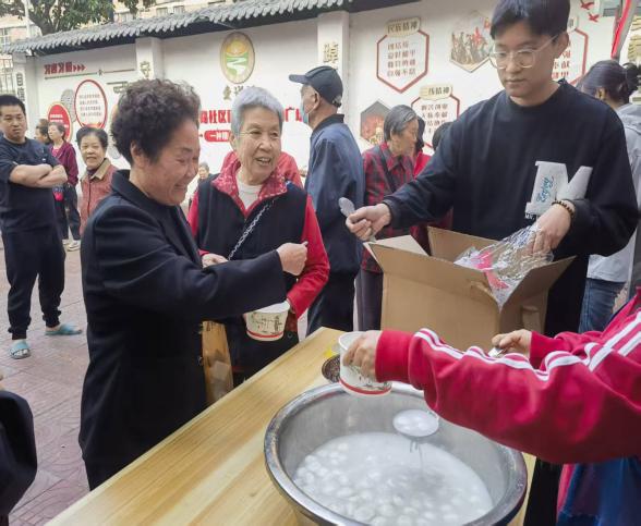 龙马精神闹元宵·邻里温情满长寿  ——长寿路社区元宵活动顺利开展