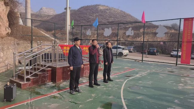 山西临汾60名棋手楚河汉界争雄 襄未来乡村振兴直播基地上演“智汇”对决