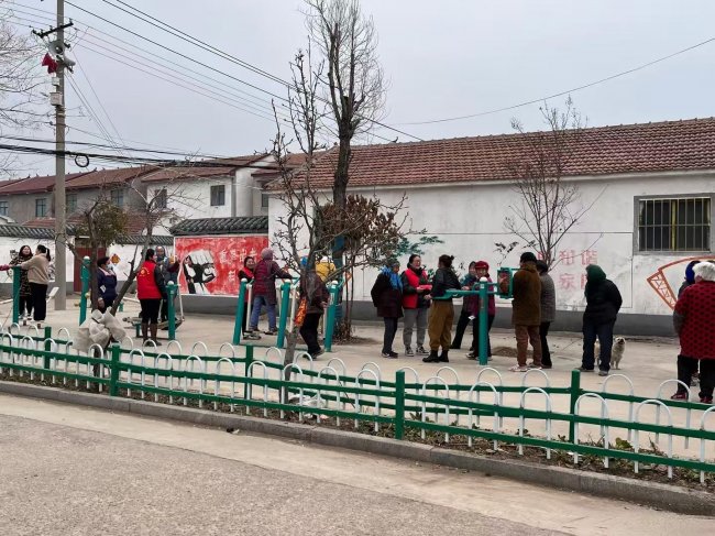 “银龄生态”团队走进南京农村与老旧小区探寻适老化物资保障新路径