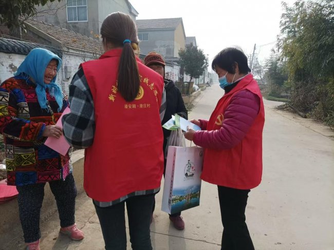 “银龄生态”团队走进南京农村与老旧小区探寻适老化物资保障新路径